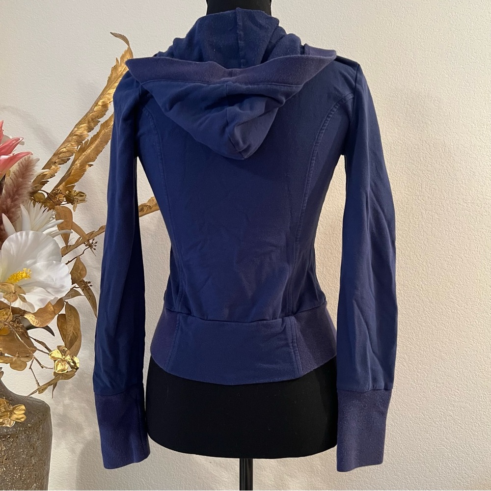 SOLD GUESS navy blue y2k vintage zip up tight fit jacket - Picture 4 of 8